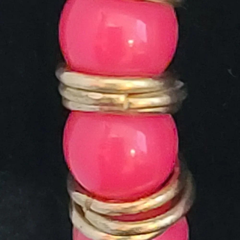 Lot of Five Bracelets - Ceramic and Stretchy - Picture 11 of 13